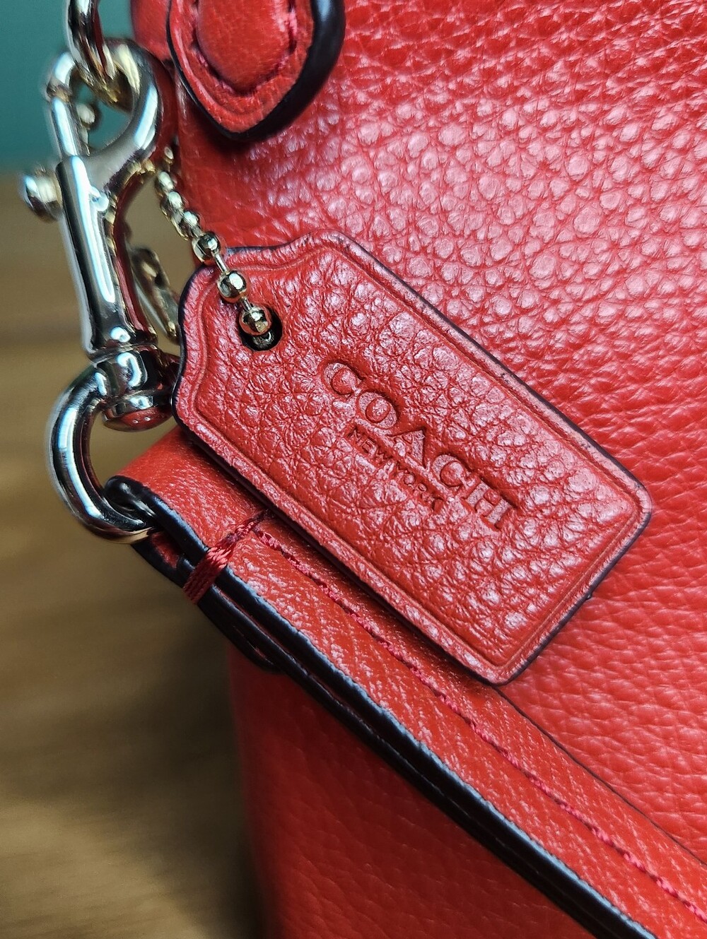 Coach Double Zip Wristlet Red Pebbled Leather EUC - Picture 4 of 12